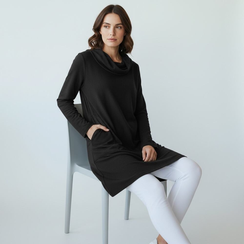 Chalet et Ceci Black Tunic Top with Cowl Collar Neck Size Medium